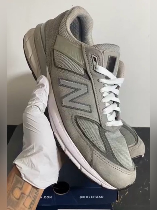New Balance Other - Size 10.5 - New Balance 990 V5